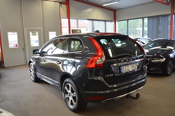 Volvo XC60 12 of 23