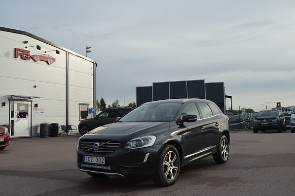 Volvo XC60 2 of 23
