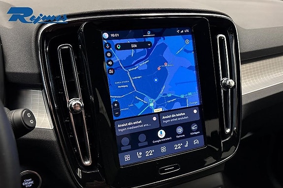 Volvo XC40 20 of 26