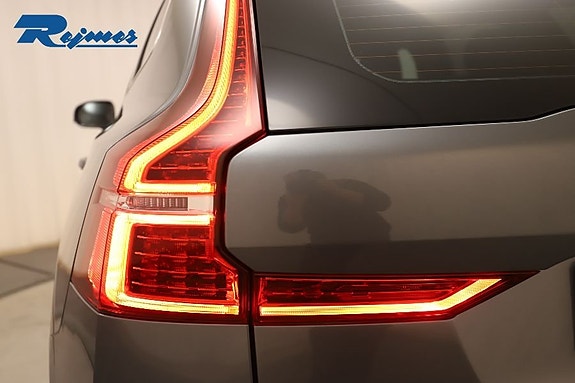 Volvo XC60 14 of 24