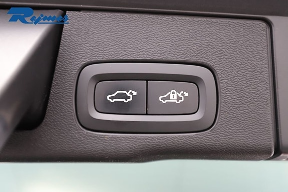 Volvo XC60 18 of 24