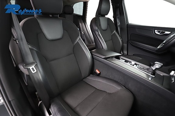 Volvo XC60 6 of 24