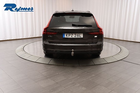Volvo V90 16 of 25