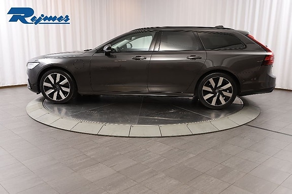 Volvo V90 8 of 25