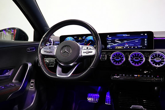 Mercedes-Benz CLA200 6 of 9