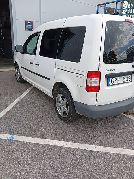 Volkswagen Caddy 4 of 4
