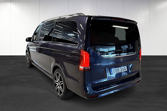 Mercedes-Benz V300 4 of 24