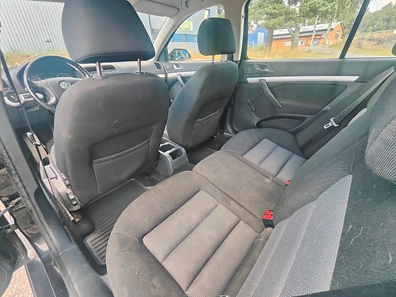 Skoda Octavia 6 of 6