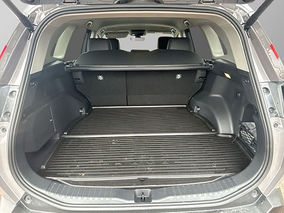 Toyota RAV4 11 of 19