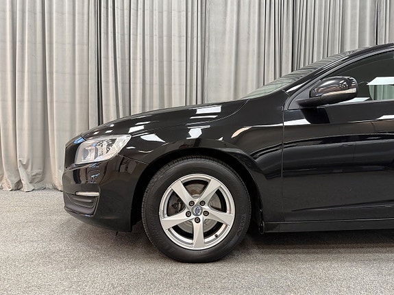 Volvo S60 4 of 13