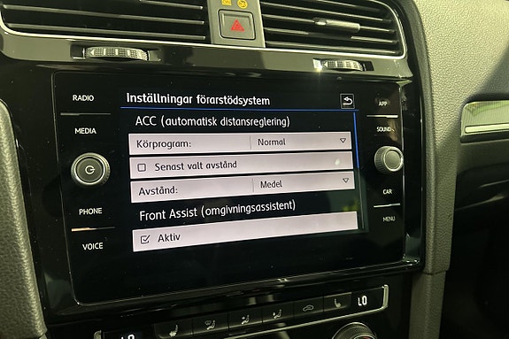 Volkswagen Golf I 28 of 30