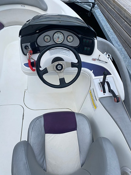 SeaDoo Challenger 2000 från 2001 4 of 9
