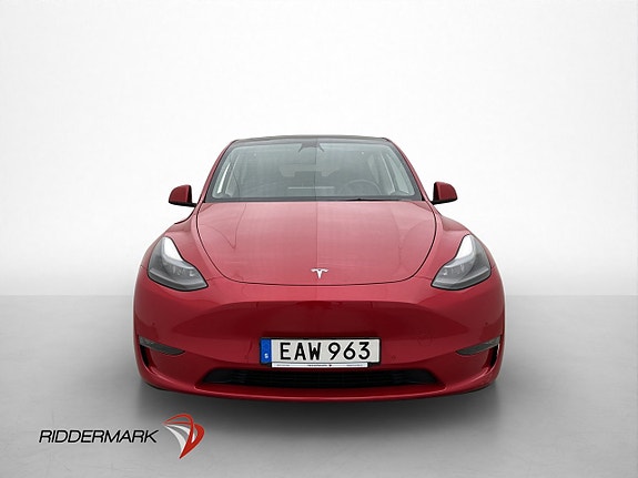 Tesla Model Y 2 of 30