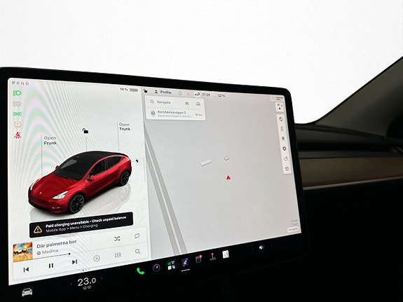 Tesla Model Y 19 of 30