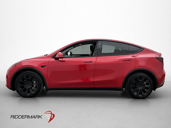 Tesla Model Y 5 of 30