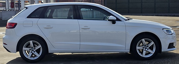 Audi A3 4 of 18