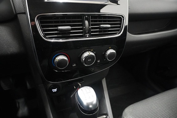 Renault Clio 9 of 14