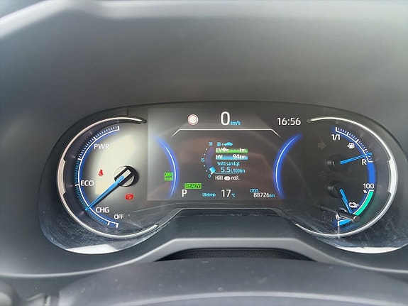 Toyota RAV4 Plug-in Hybrid 13 of 13