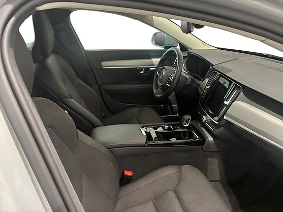 Volvo V90 5 of 16