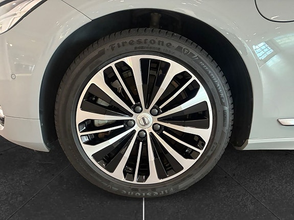Volvo V90 10 of 16