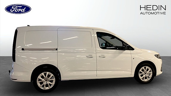 Ford Transit Connect 3 of 12