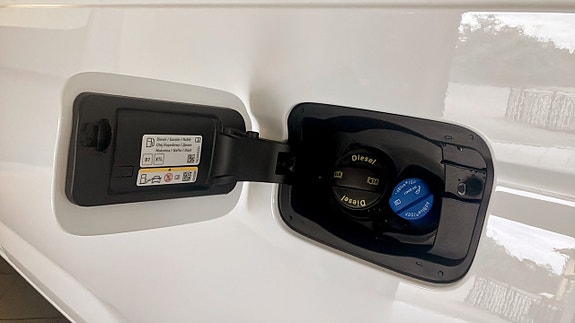 Ford Transit Connect 5 of 12
