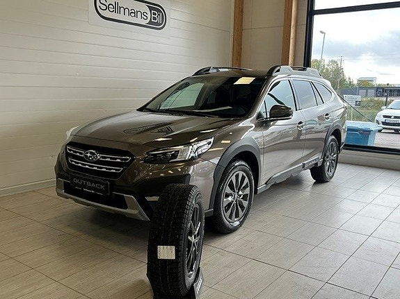 Subaru Outback 2 of 10