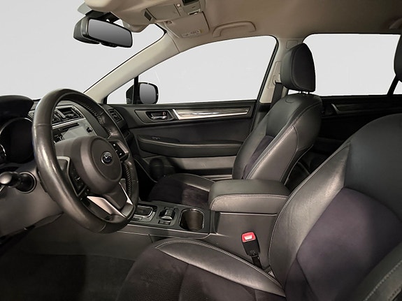 Subaru Outback 9 of 16