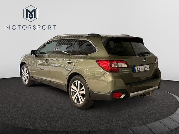 Subaru Outback 3 of 16