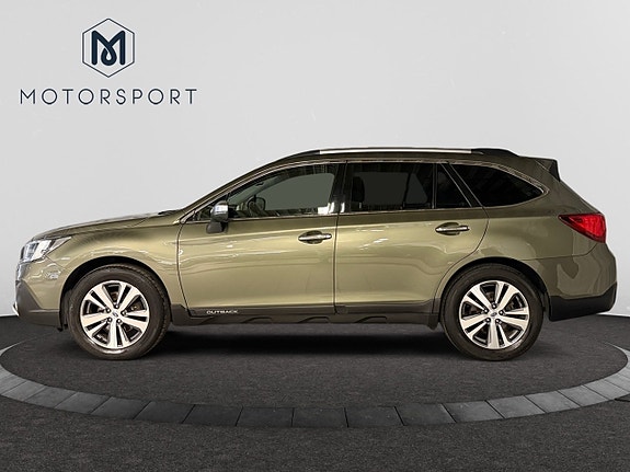 Subaru Outback 2 of 16
