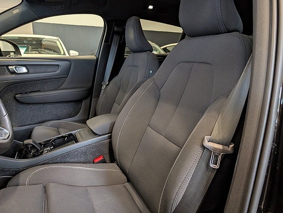 Volvo C40 17 of 24