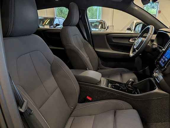 Volvo C40 21 of 24