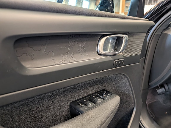 Volvo C40 18 of 24