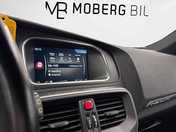 Volvo V40 Cross Country 17 of 18