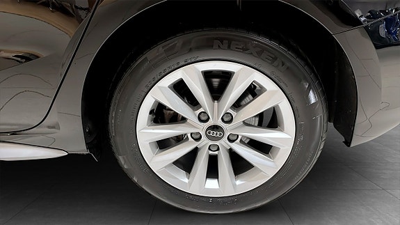 Audi A3 6 of 12