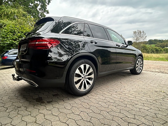 Mercedes-Benz GLC220 d 15 of 16