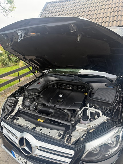 Mercedes-Benz GLC220 d 10 of 16