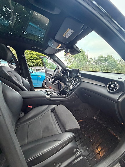Mercedes-Benz GLC220 d 12 of 16