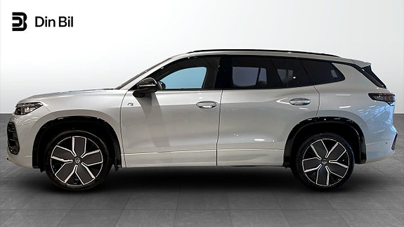 Volkswagen Tayron 2 of 15