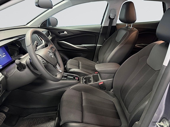 Opel Grandland X 8 of 20