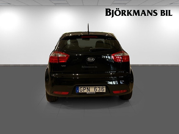 Kia Rio 5 of 14