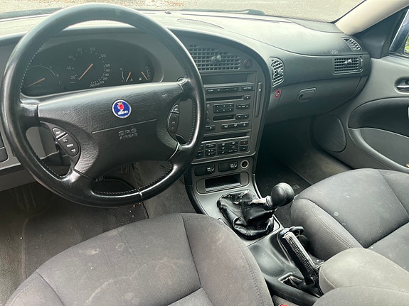 Saab 9-5 2 of 8