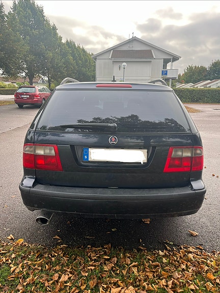 Saab 9-5 8 of 8