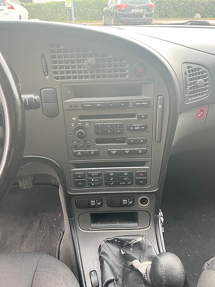 Saab 9-5 4 of 8