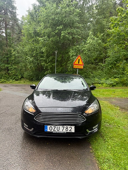 Ford Focus 4 of 10