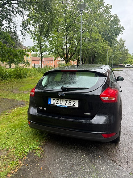 Ford Focus 5 of 10