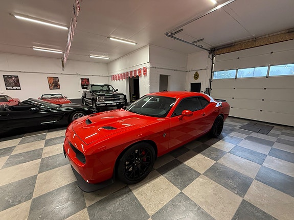 Dodge Challenger 7 of 30