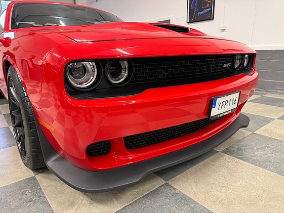 Dodge Challenger 17 of 30