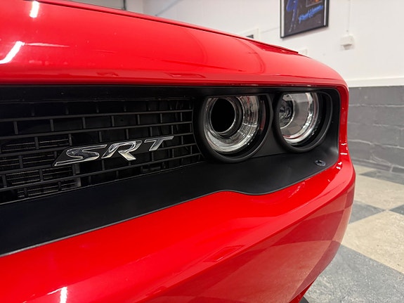 Dodge Challenger 18 of 30