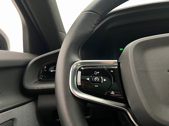Polestar 2 28 of 30